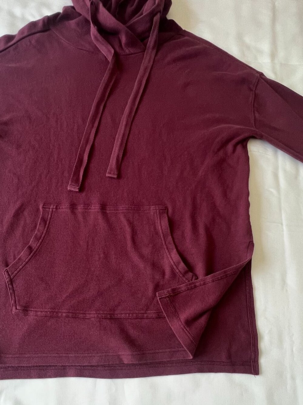 Pact Organic Cotton Airplane Easy Side Slit Pullover Burgundy Hoodie Size Small - Picture 4 of 13